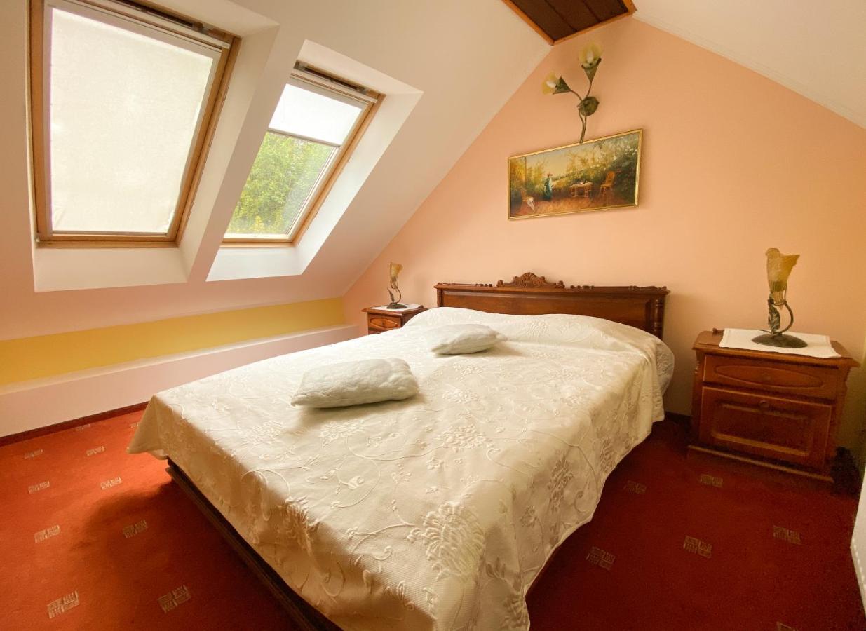 Pensiunea Crocus - Sauna & Billiard Poiana Brasov Exterior foto