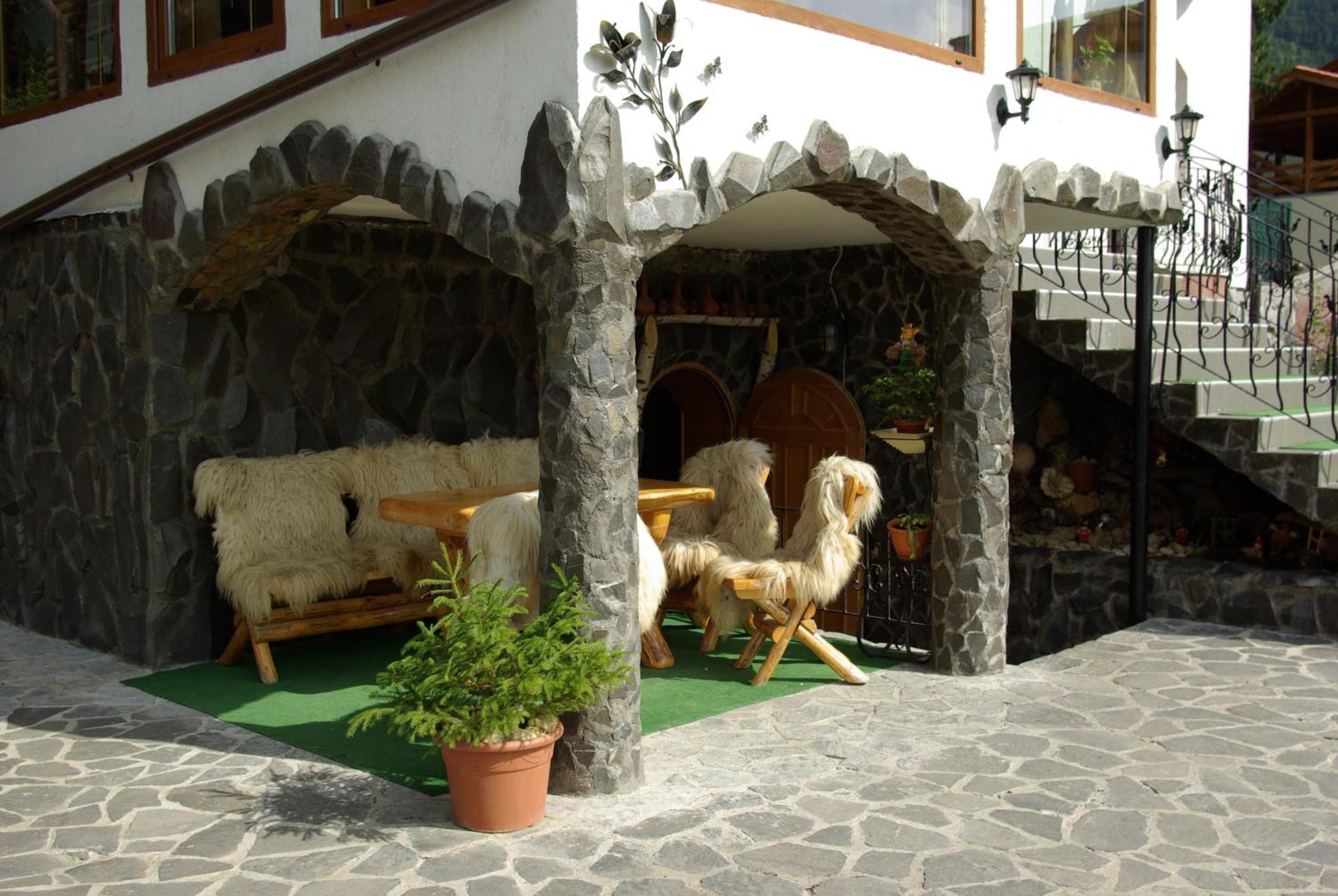 Pensiunea Crocus - Sauna & Billiard Poiana Brasov Exterior foto