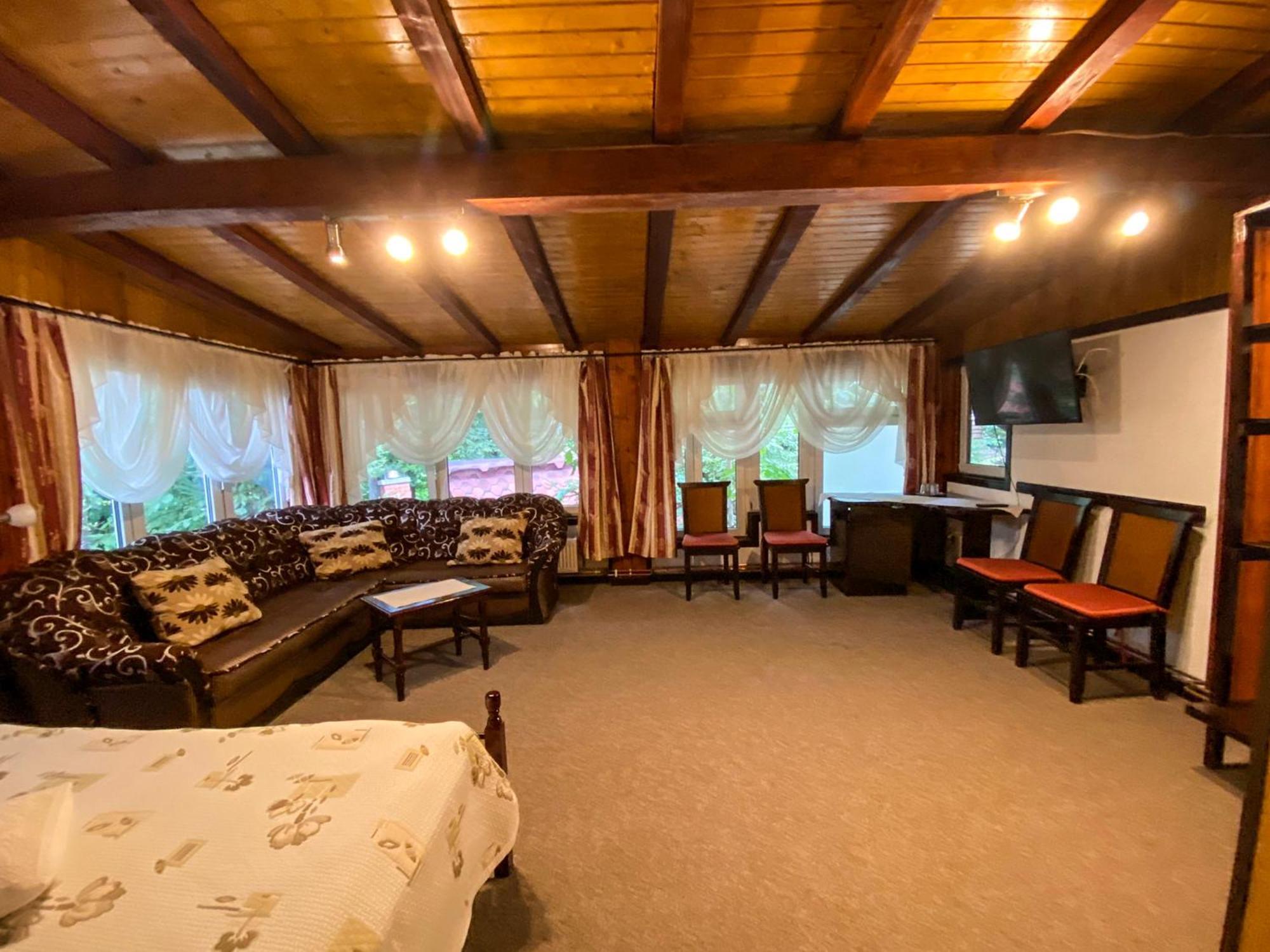 Pensiunea Crocus - Sauna & Billiard Poiana Brasov Quarto foto