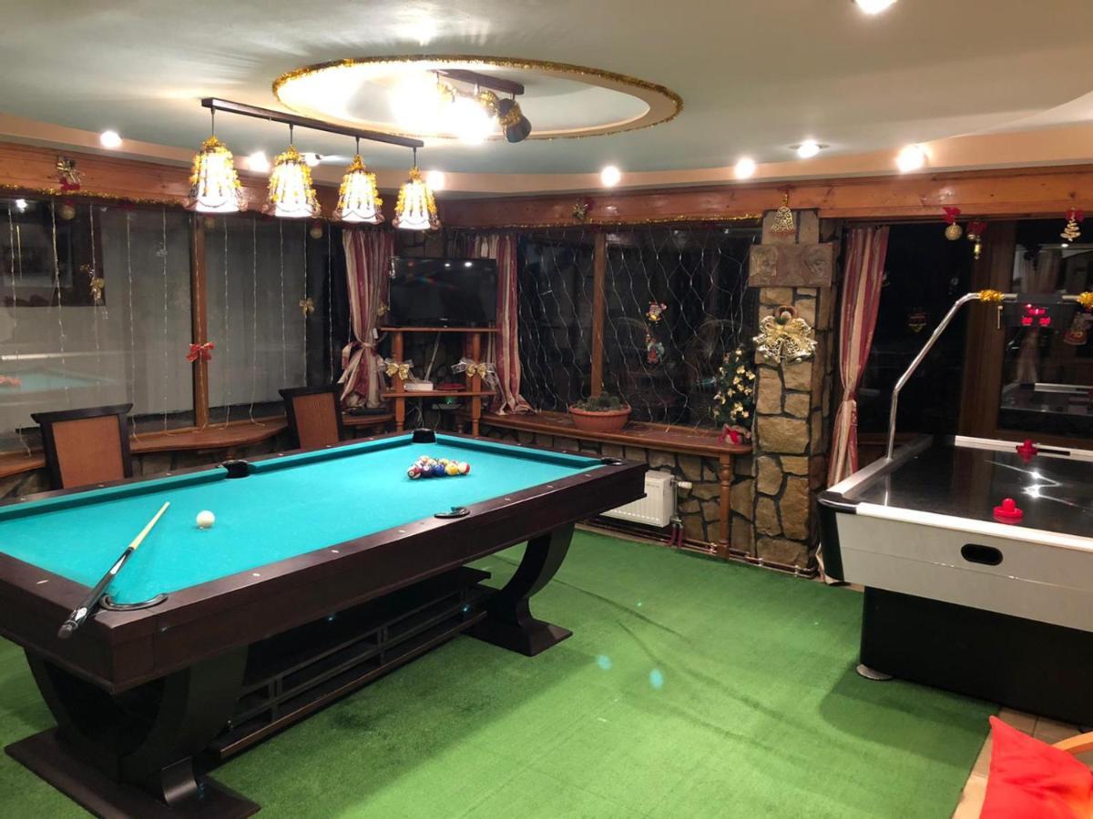 Pensiunea Crocus - Sauna & Billiard Poiana Brasov Exterior foto